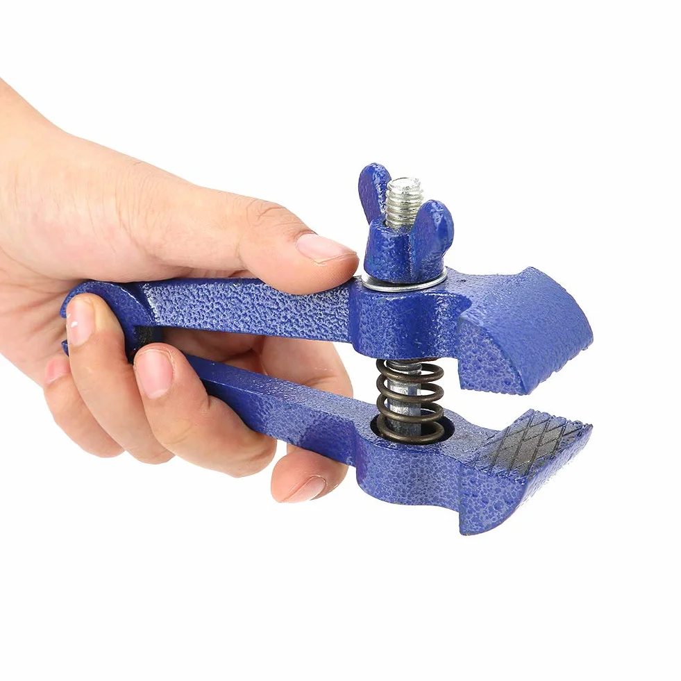 Pince à pince, mini pinces en acier de conception simple de taille compacte légère pour le ménage pour les ouvriers d'entretien pour l'industrie de transformation(50MM)