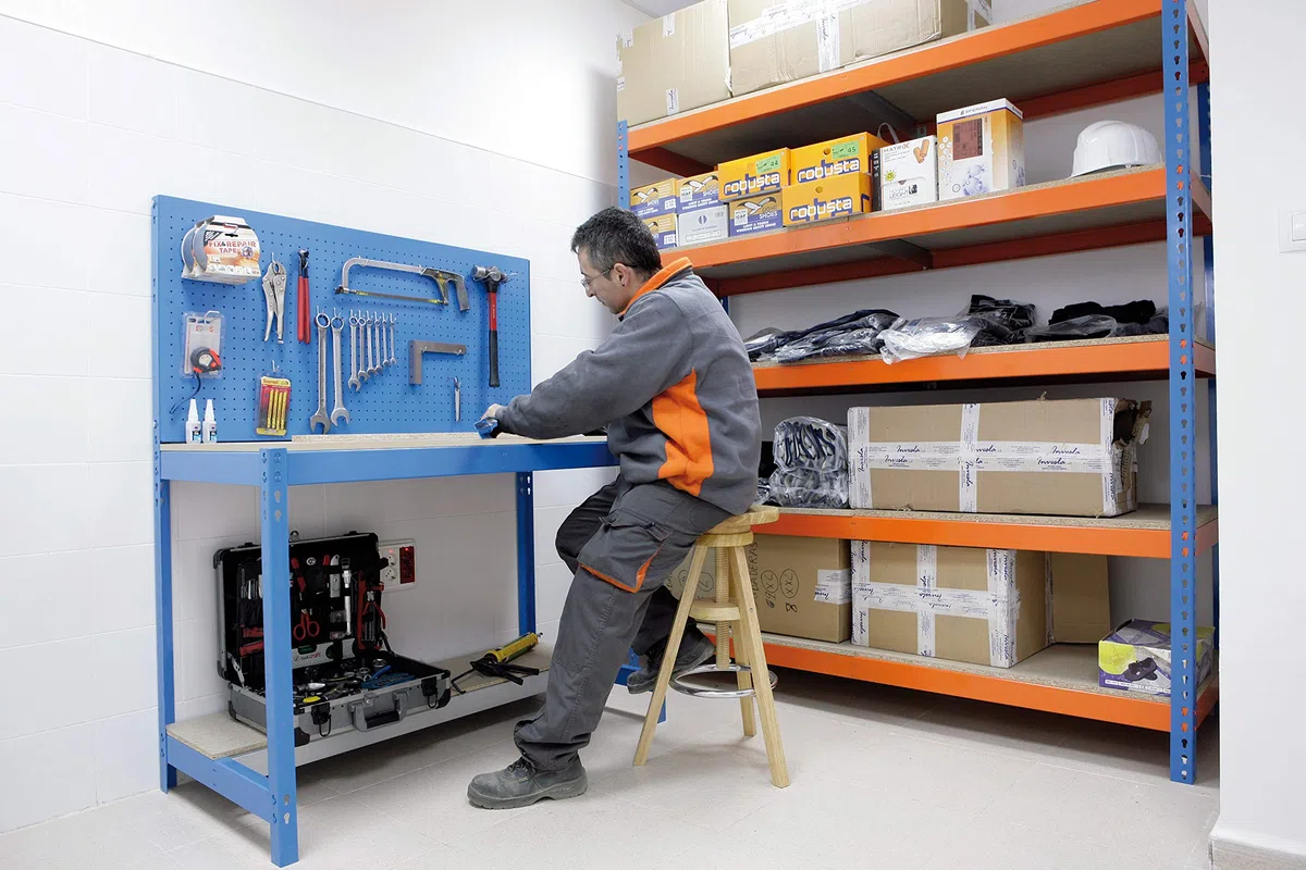 SimonRack Etabli d’Atelier, Capacité de Charge 600 kg, 1445x1510x610 mm, Panneau Perforé, Table de Travail Bricolage, Bleu/Bois - BT2