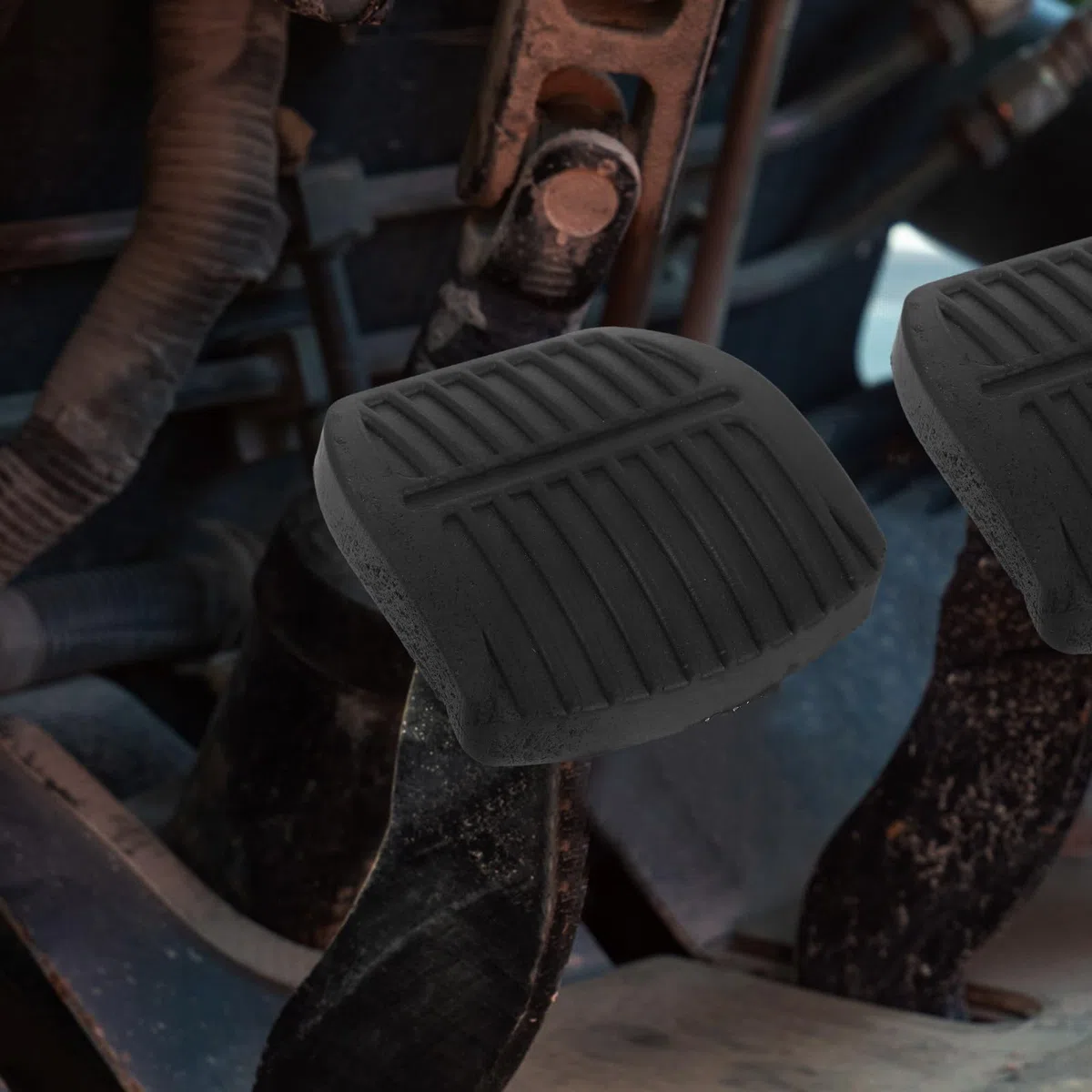 PRETYZOOM 2pcs Housses de Pédale Antidérapantes pour Frein et Embrayage de Camion, Plastique Noir Ergonomique, pour Chariot Élévateur et Véhicule Automobile